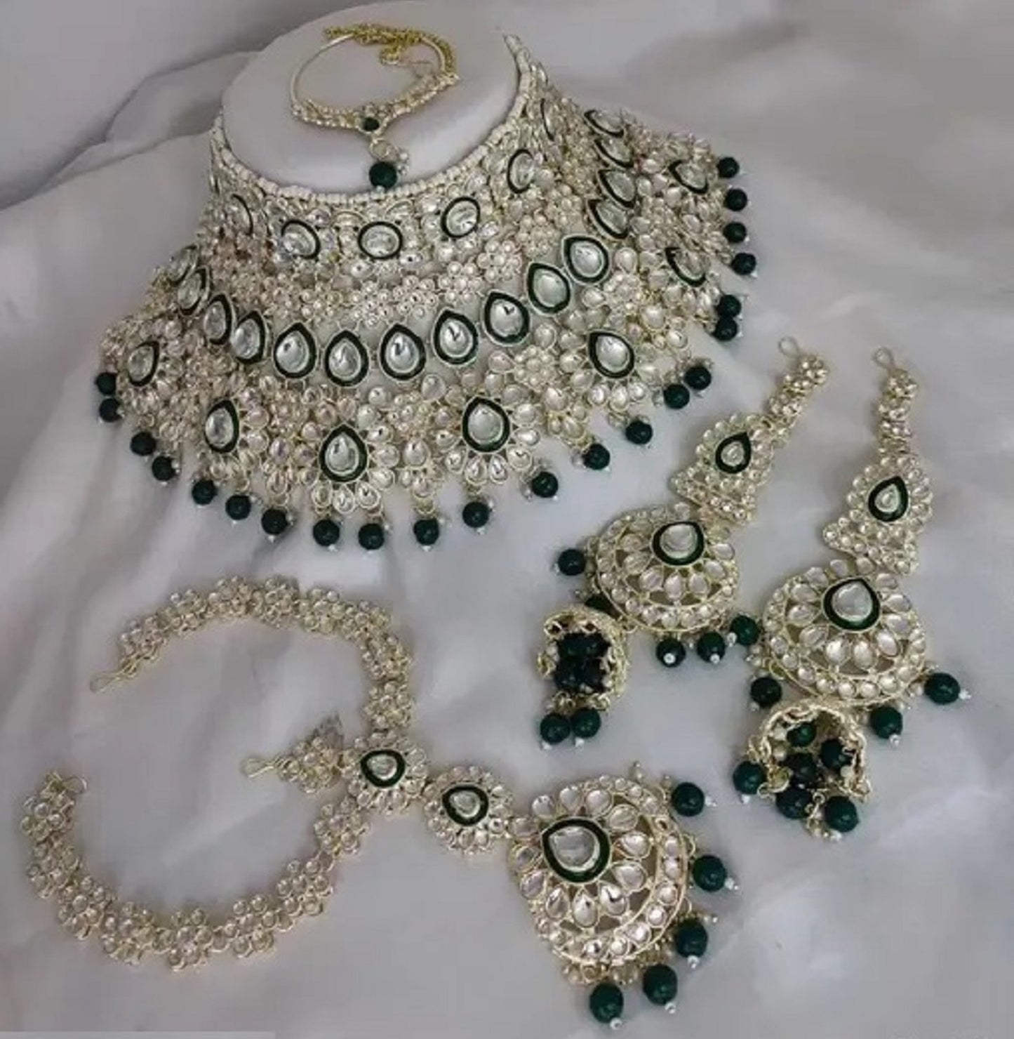 Shine Like a Bride: Exquisite Kundan Jewellery for Weddings