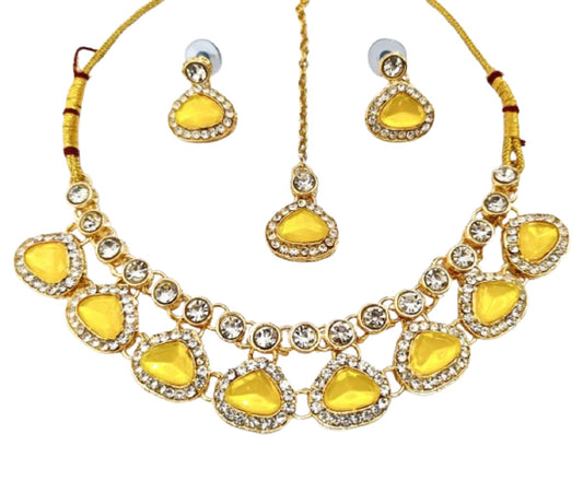 Traditional Green Stone Necklace Set for Navratri | Earrings & Maang Tikka | Festive Jewellery by Sudiksha