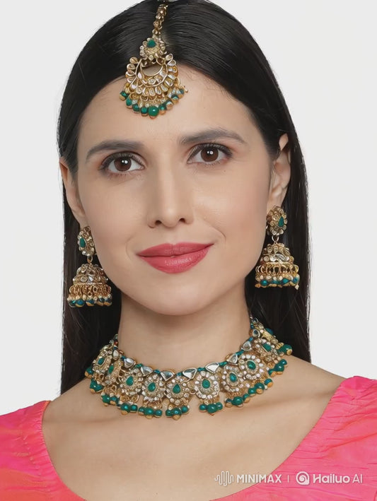 Royal Green Kundan Bridal Jewellery Set – Necklace, Earrings & Maang Tikka